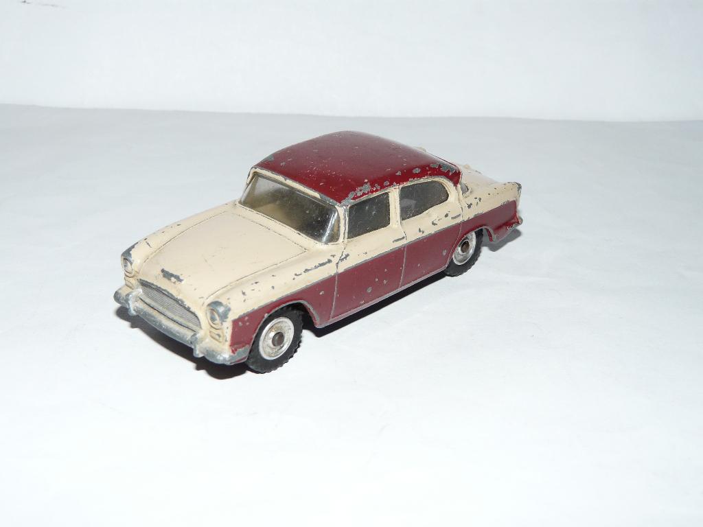 Dinky Toys - 165 - Humber Hawk, Hobby en Vrije tijd, Modelauto's | 1:43, Ophalen, Gebruikt, Auto, Dinky Toys
