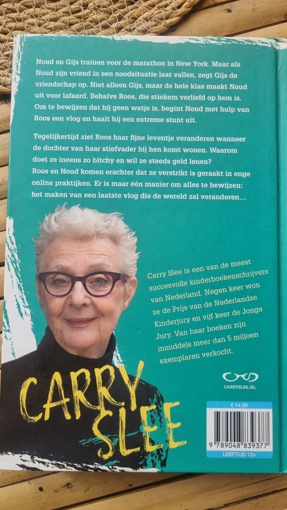 Carry Slee - #Laatste Vlog (Jeugdboek), Boeken, Ophalen of Verzenden, Zo goed als nieuw, Carry Slee, Fictie