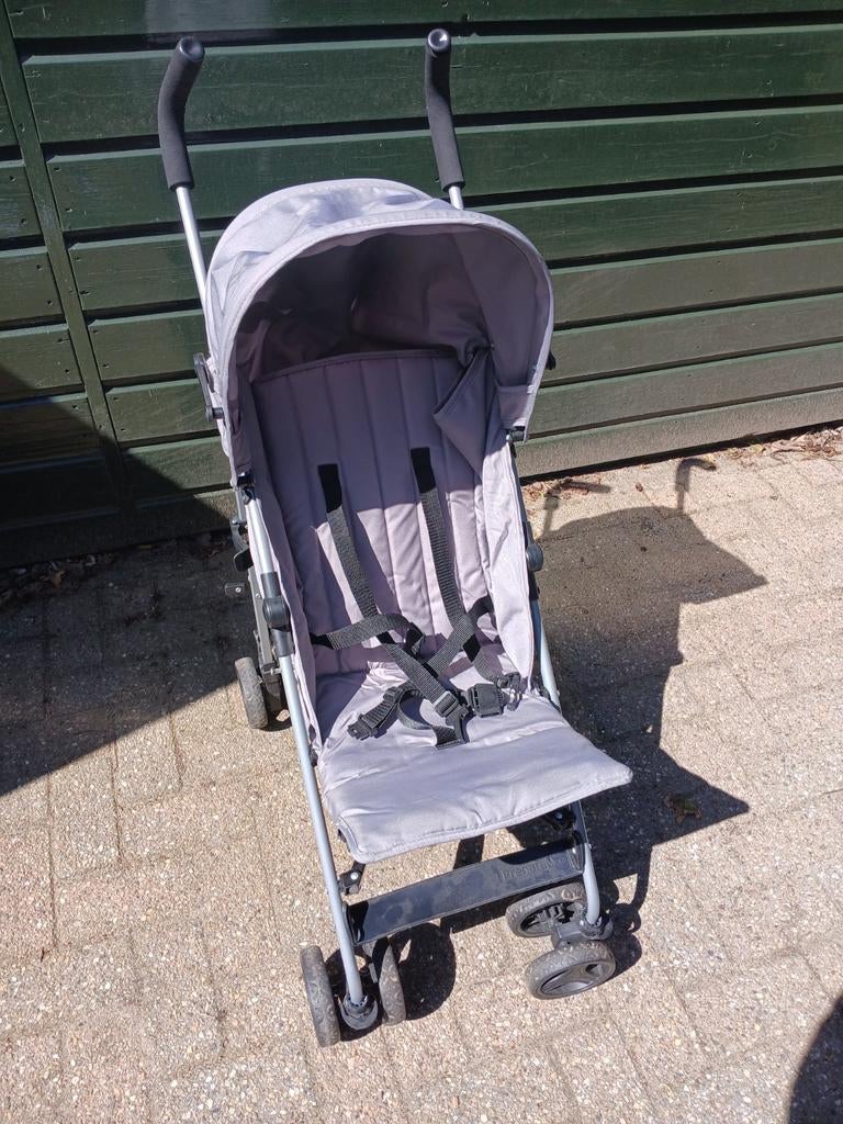 Grijze buggy met zonnekap - Ideaal voor onderweg!, Ophalen of Verzenden, Gebruikt, Overige merken, Verstelbare rugleuning