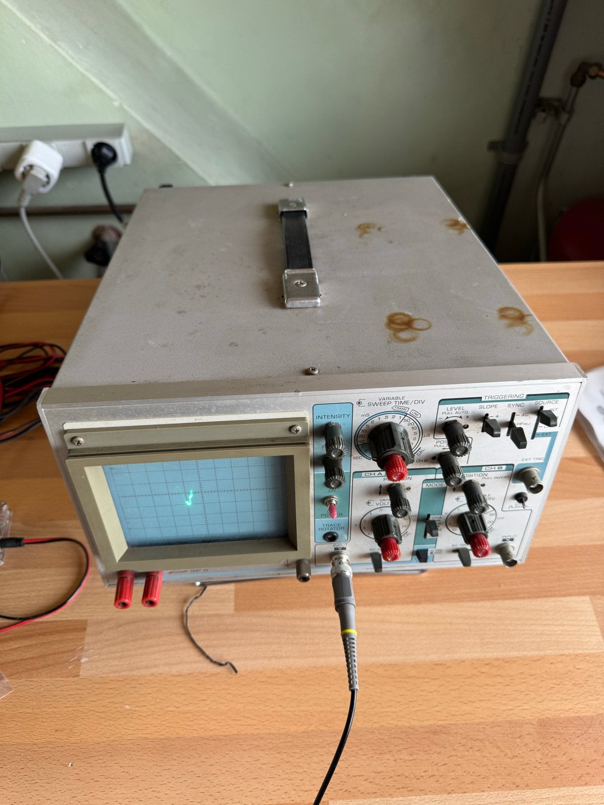 Vintage Oscilloscope met accessoires, Ophalen, Gebruikt, Elektriciteit