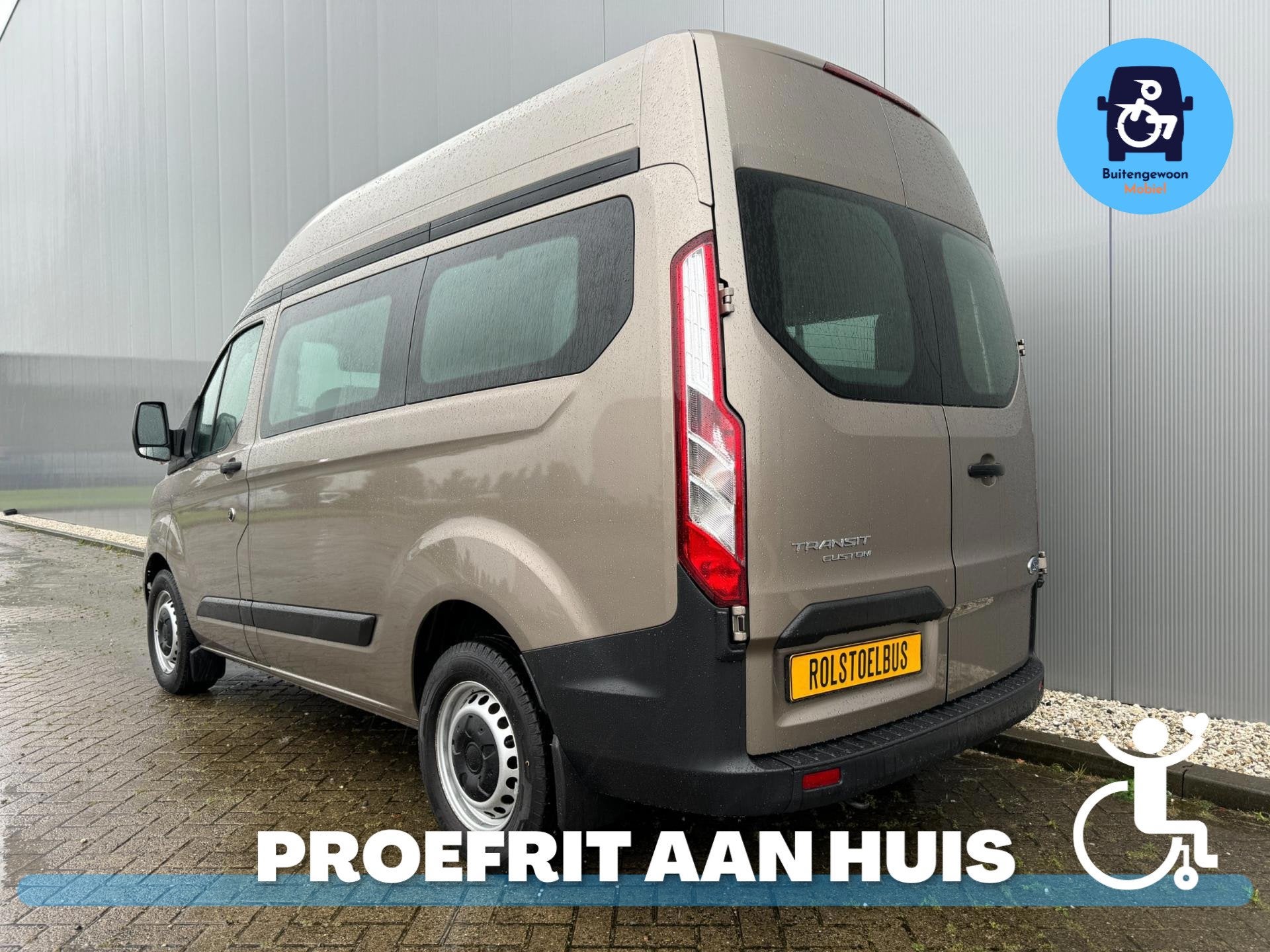 Ford Transit Custom 2021 Rolstoelbus (Airco) 3+1 Rolstoelzit, Voorwielaandrijving, Dealer onderhouden, Stof, Zwart