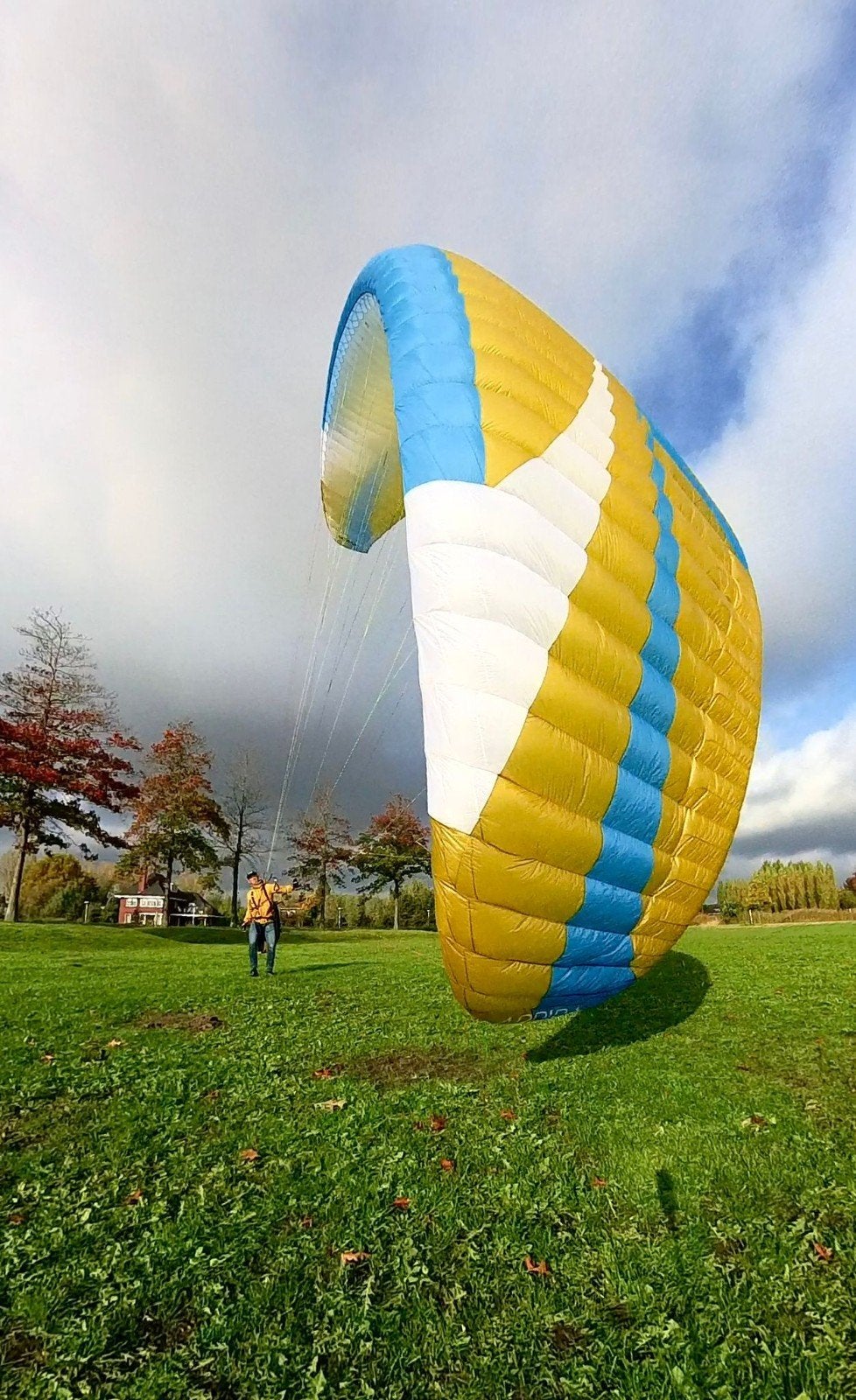 Skywalk Arriba Paraglider - Maat M, Sport en Fitness, Zweefvliegen en Paragliding, Ophalen, Zitje of Harnas
