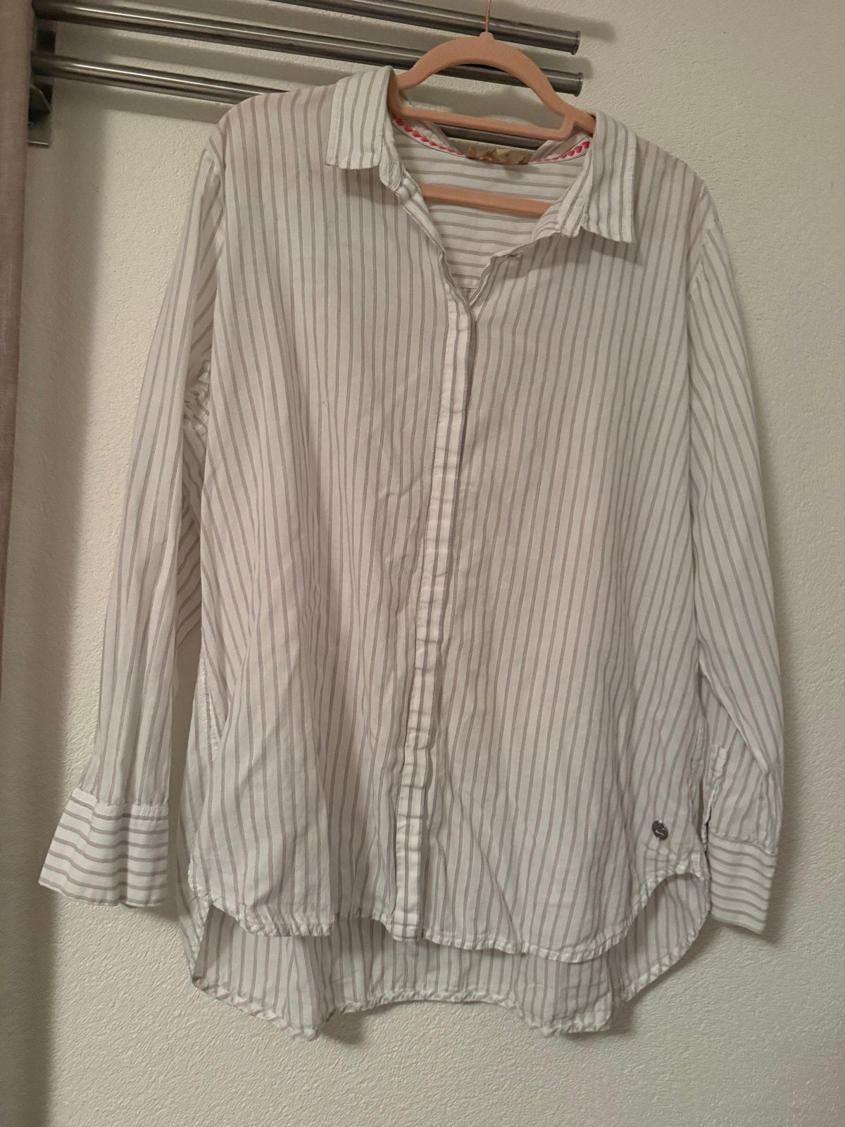 Zab Company Blouse Wit met Grijs Streepje Maat 48, Kleding | Dames, Ophalen of Verzenden, Gedragen, Maat 46/48 (XL) of groter