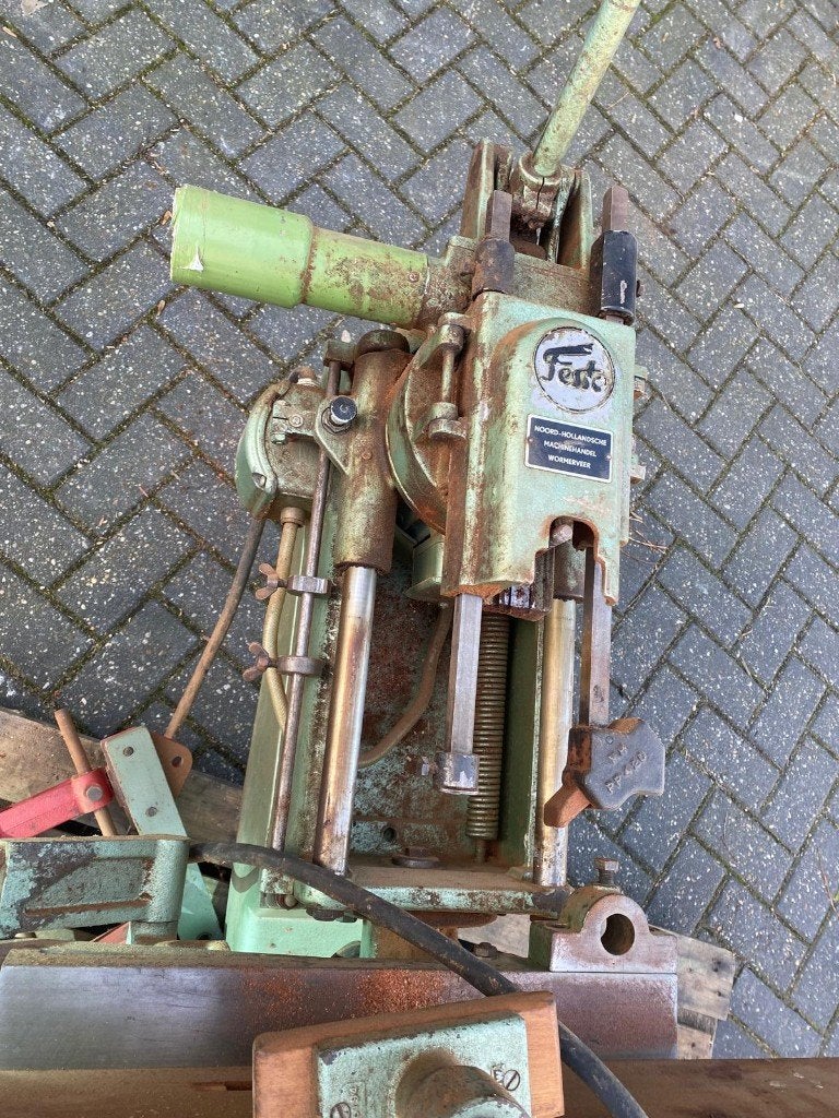 Festo kettingfrees / langgatboormachine, Ophalen