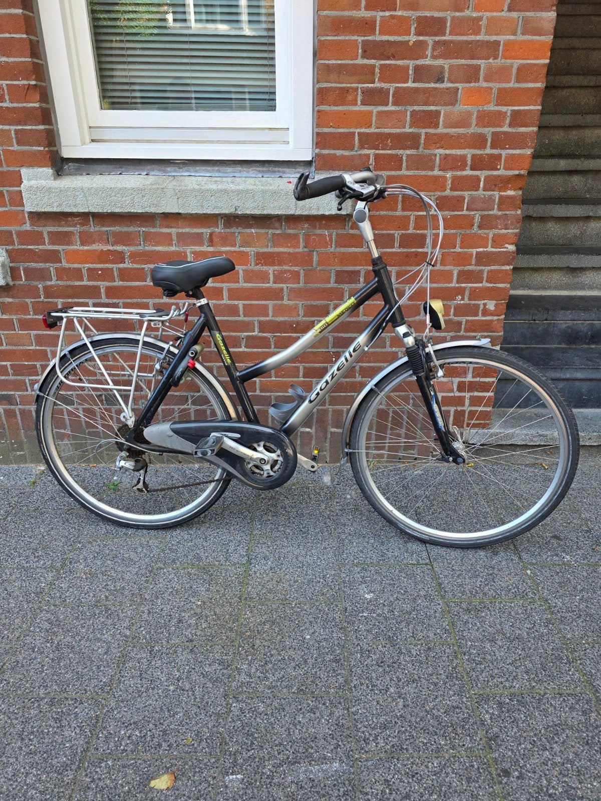 Gazelle medeo damesfiets 28 inch with 24 gears, Fietsen en Brommers, Ophalen, 53 tot 56 cm, Zo goed als nieuw, Meer dan 20 versnellingen