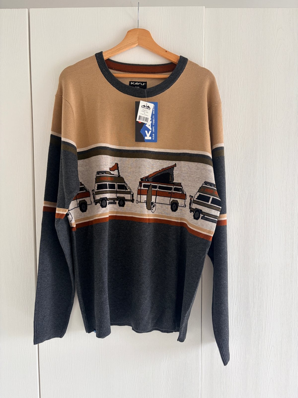 KAVU Trui met VW T3 camper print - Nieuw met kaartjes, Kleding | Heren, Ophalen of Verzenden, Nieuw, Maat 56/58 (XL), Meerkleurig