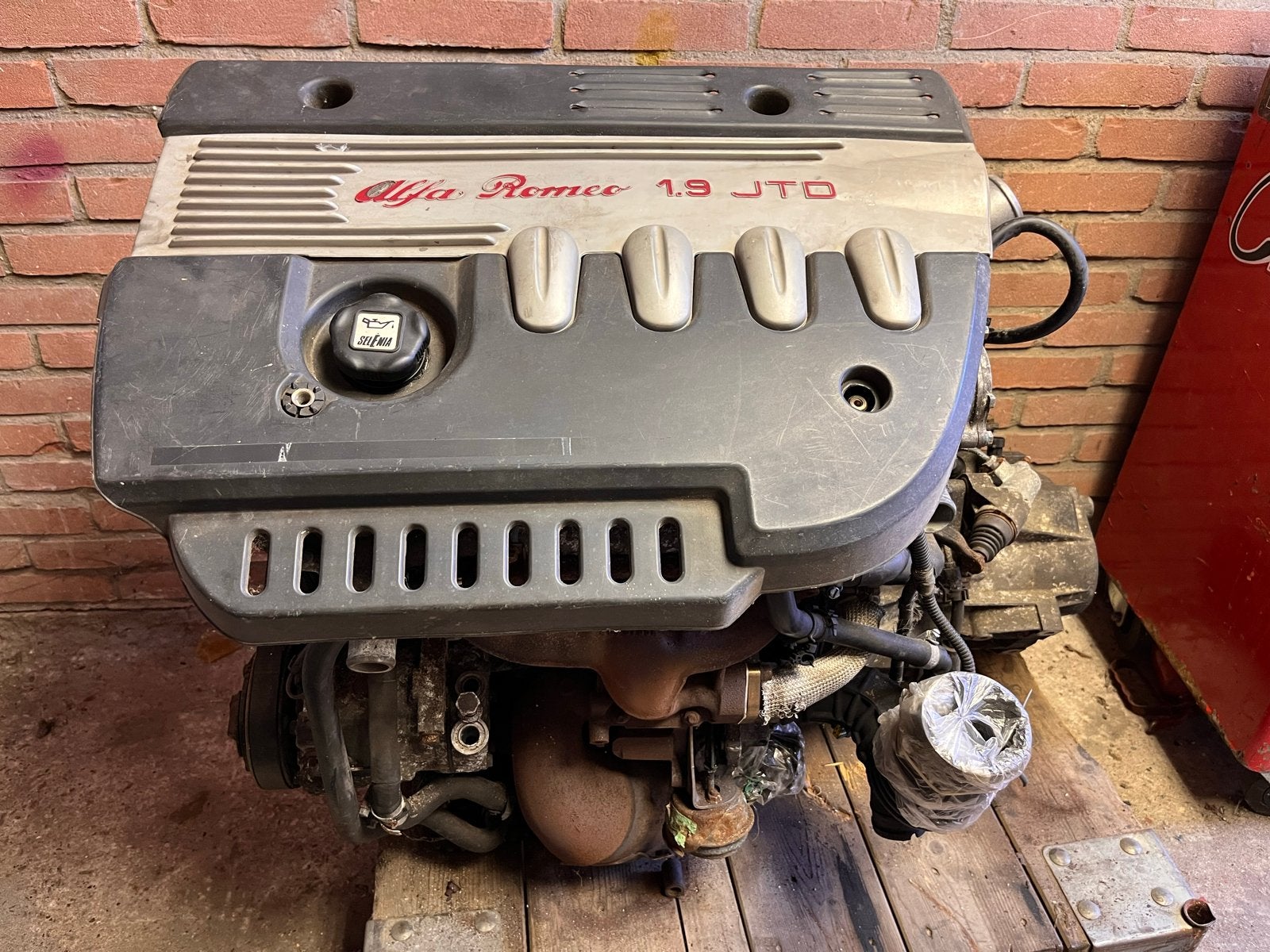 Alfa Romeo 1.9 JTD Motor - Alfa 156, 147 en GT, Auto-onderdelen, Ophalen, Gebruikt, Alfa Romeo