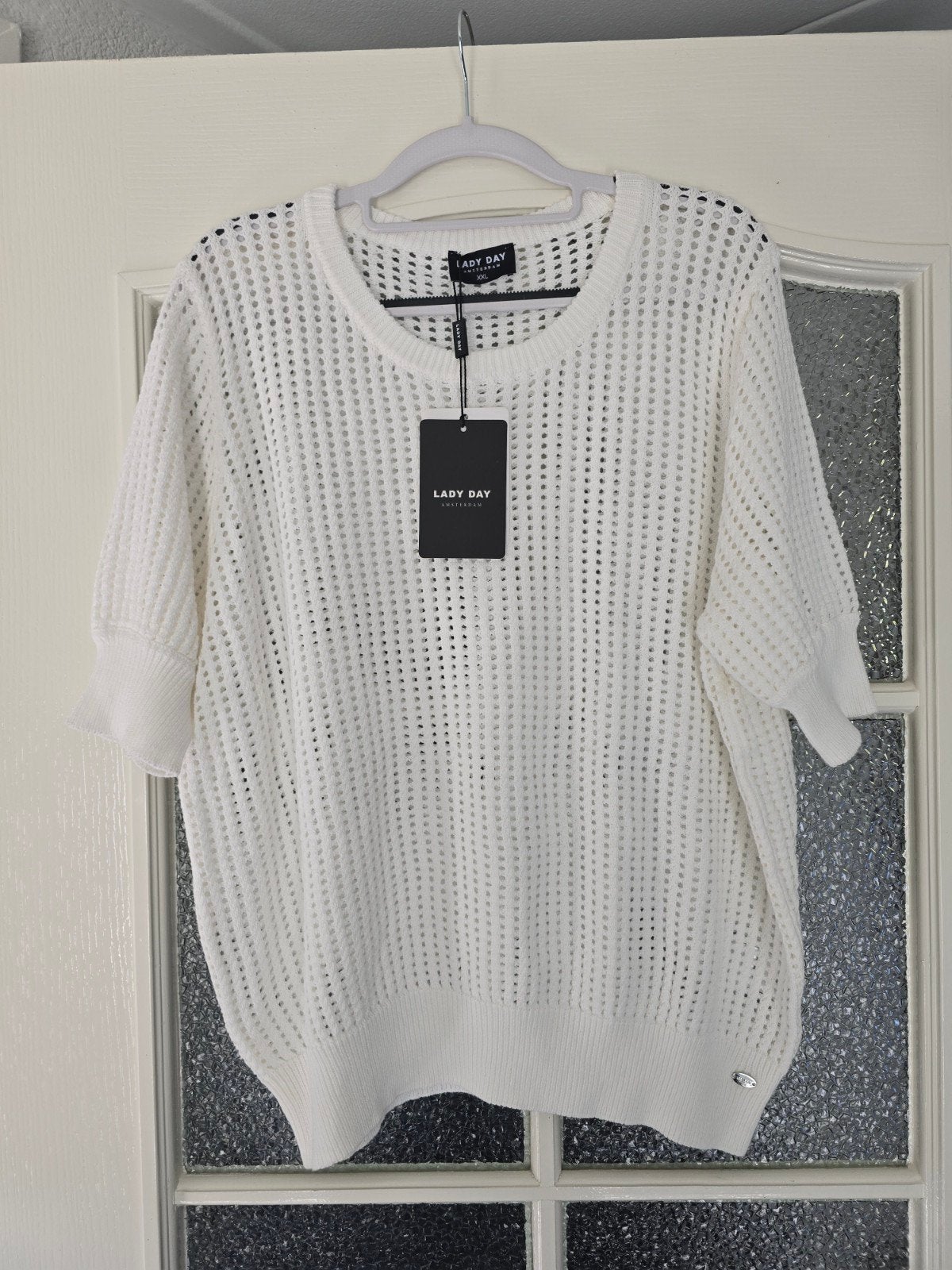 Nieuw truitje lady day xxl wit, Kleding | Dames, Ophalen of Verzenden, Nieuw, Maat 46/48 (XL) of groter, Wit