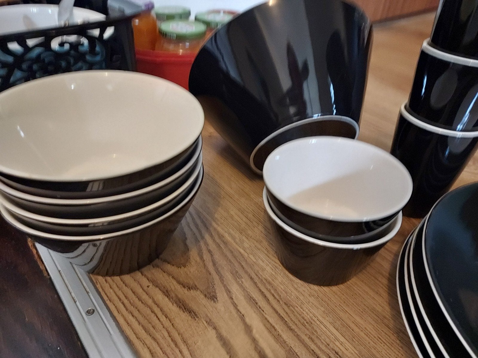 Hema ceramic zwart servies, Ophalen, Gebruikt, Keramiek, Schaal of Schalen
