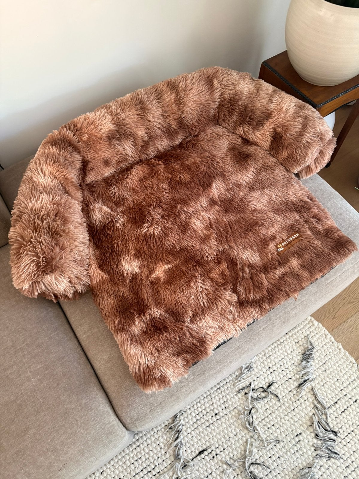 NIEUW Pelsbarn hondenbed bruin XS / S, Dieren en Toebehoren, Hondenmanden, Verzenden, Nieuw, Stof