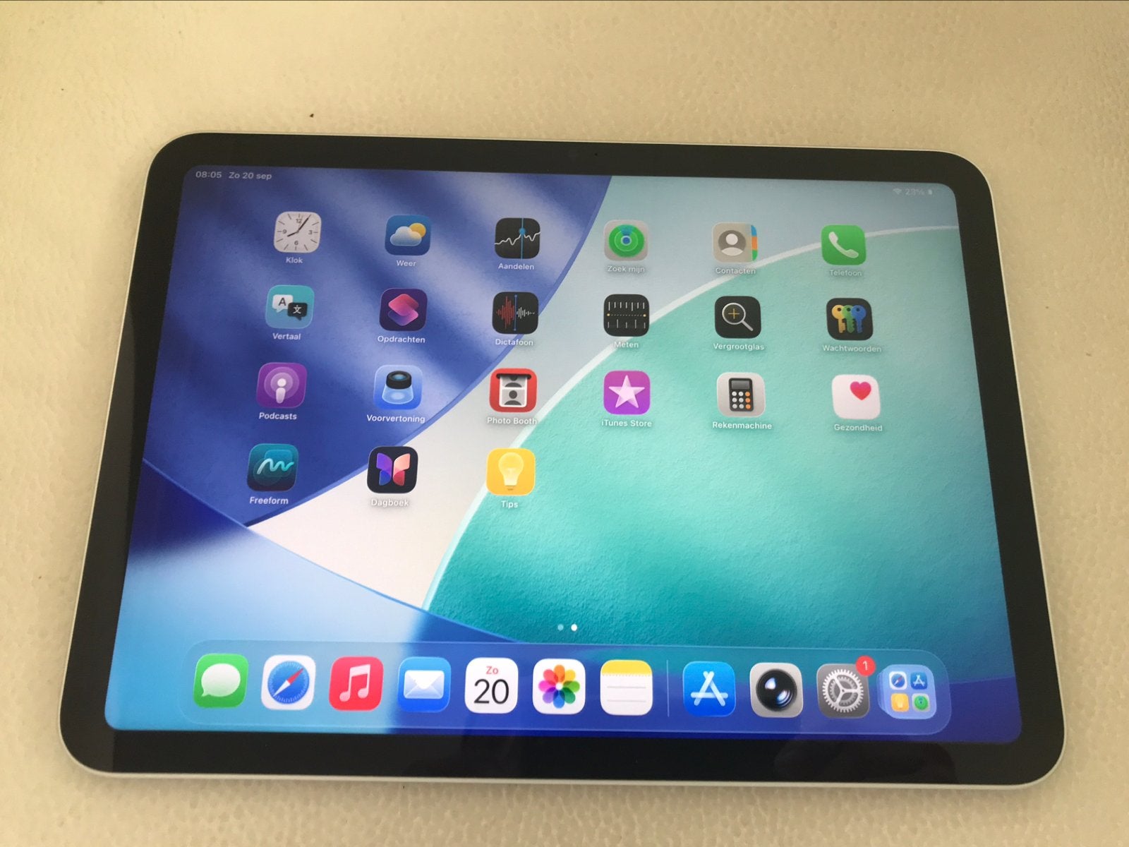 Als Nieuw : iPad 10th generatie, Zilver, 64GB, Computers en Software, Apple iPad, Zo goed als nieuw, 64 GB, Zilver