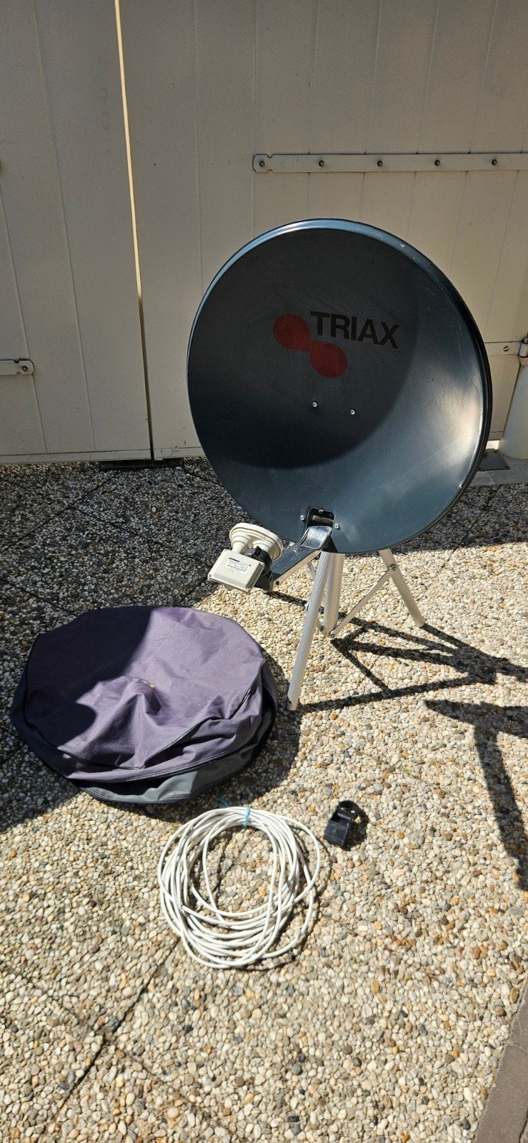 satellietschotel incl statief en dubbele LNB kop, Ophalen of Verzenden, Zo goed als nieuw, (Schotel)antenne, Overige merken
