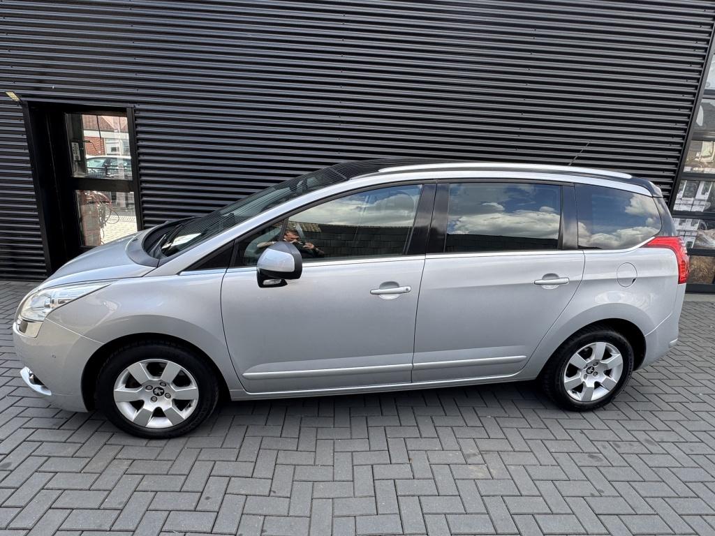 Peugeot 5008 1.6 THP B.L. Exe 7PERSOONS| CLIMA| CRUISE| PANO, Voorwielaandrijving, Euro 5, Stof, 4 cilinders