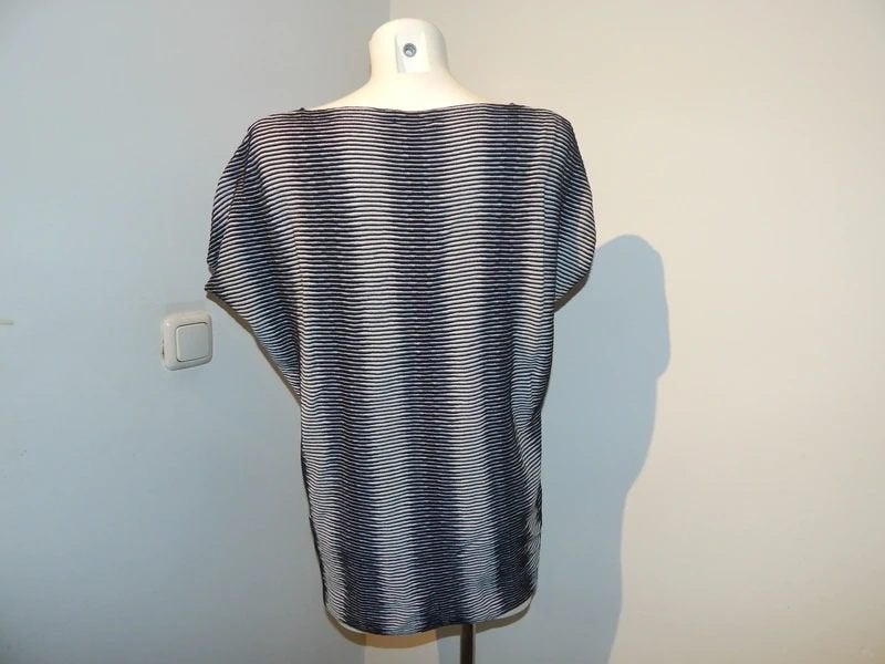 Sarah Pacini truitje breisel zwart wit rug apart One Size