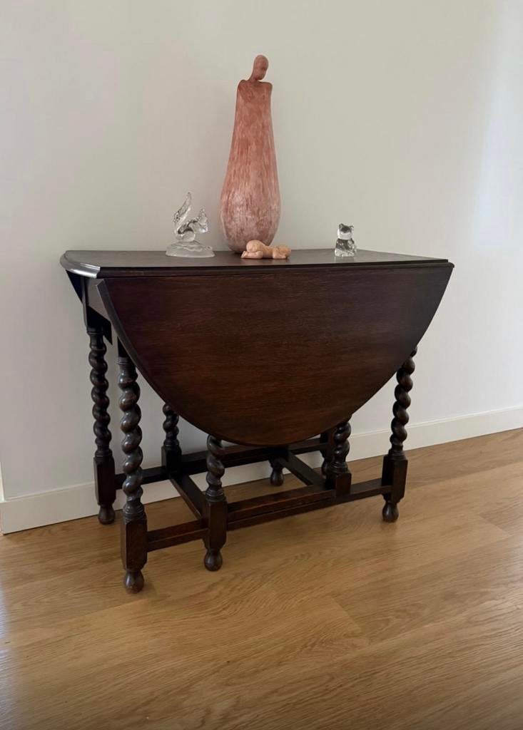 Royale sidetable eiken zeer mooie staat, Huis en Inrichting, Tafels | Sidetables, Ophalen, 200 cm of meer, Zo goed als nieuw, 25 tot 50 cm