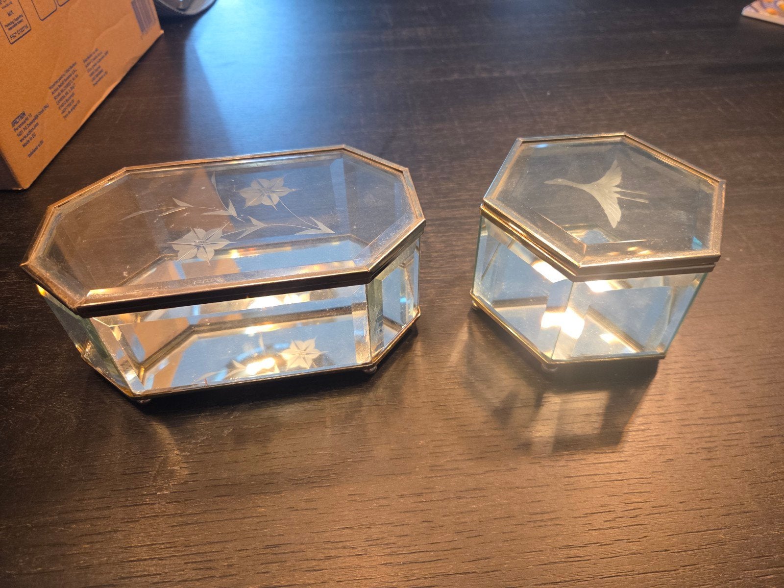 Set van 2 vintage glazen sieradendoosjes met messing rand, Ophalen of Verzenden