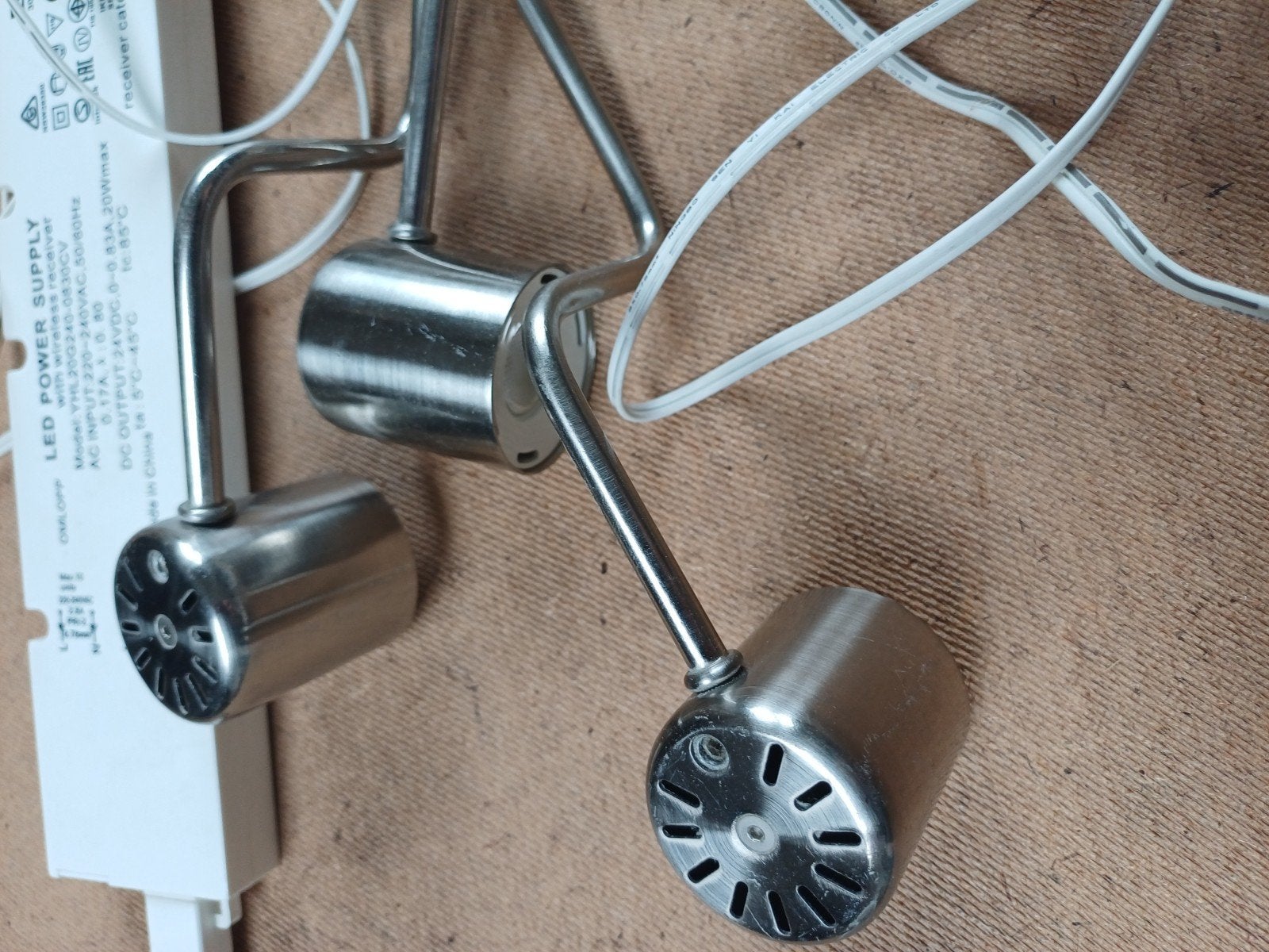 Ikea Urshult / omlopp kasverlichting rvs 3 stuks incl koppel, Gebruikt, Opbouwspot, Ophalen of Verzenden, LED
