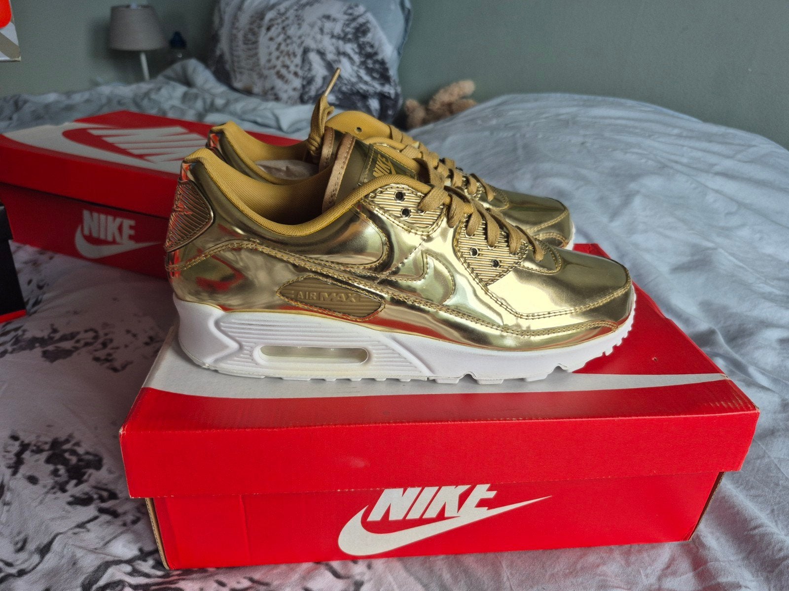 Nike Air Max 90 SP Metallic Gold - Maat 44, Overige kleuren, Nike, Nieuw, Ophalen of Verzenden