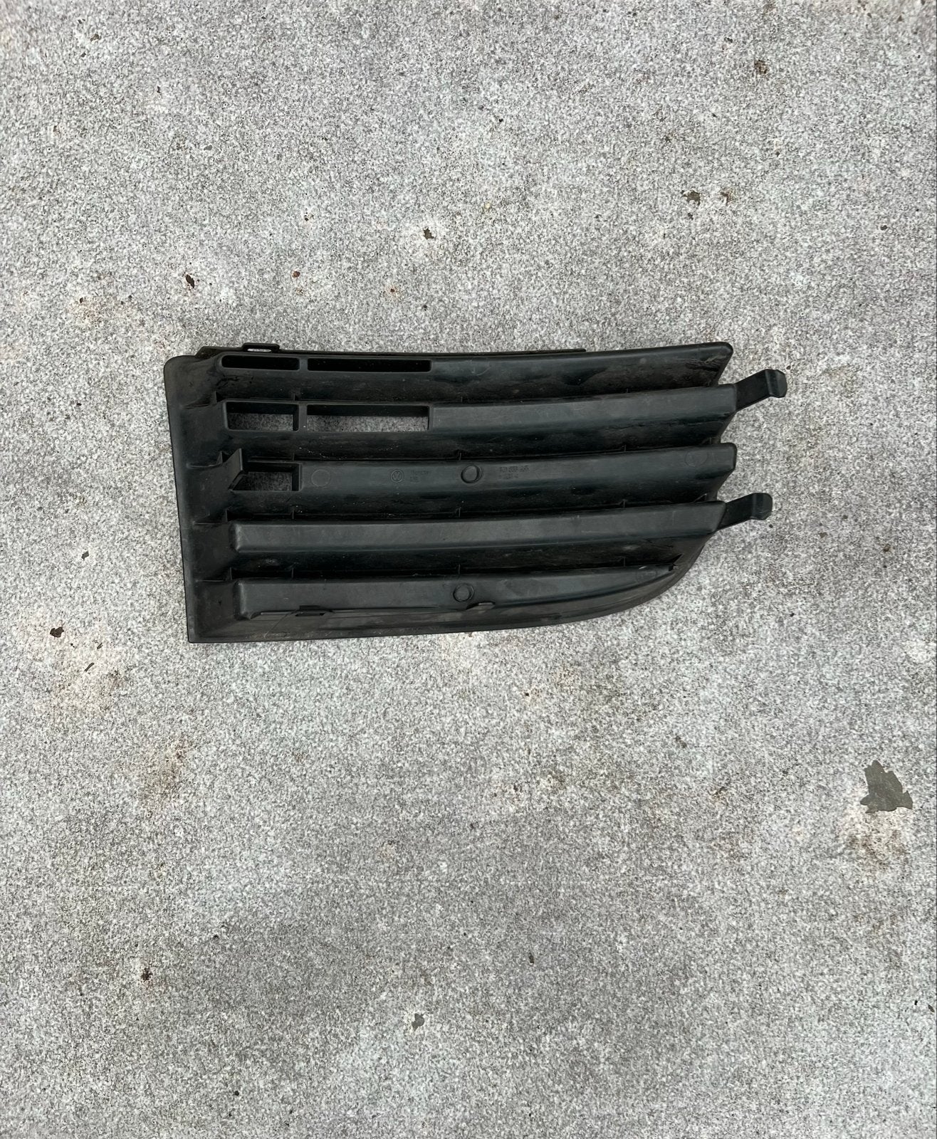 VW Golf 5 Voorbumper Grille 2008, Ophalen, Gebruikt, Bumper, Volkswagen