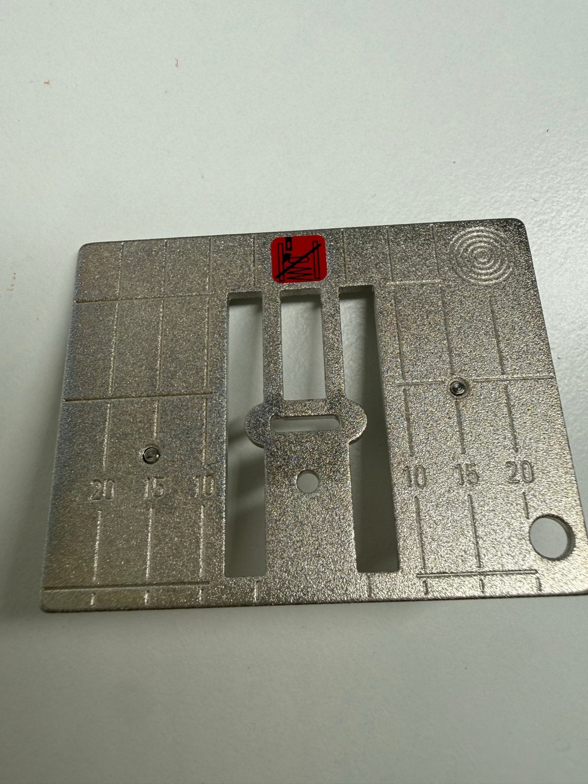 Bernina Steekplaat 5.5mm voor 560/580/640 Aurora 435/450, Ophalen of Verzenden, Zo goed als nieuw, Toebehoren, Bernina