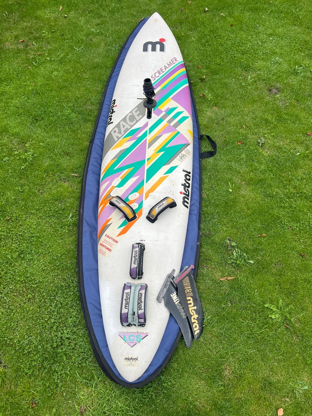 Old School Raceboard Mistral Screamer, Ophalen, Gebruikt, Met draagtas, Plank