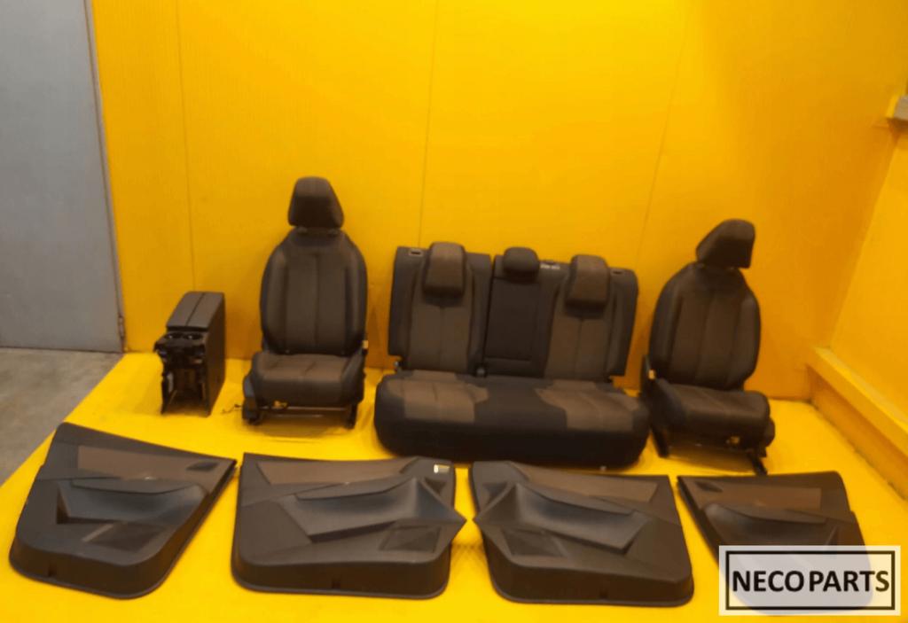 CITROEN DS7 CROSSBACK INTERIEUR SET STOELEN ALLES LEVERBAAR, Auto-onderdelen, Interieur en Bekleding, Gebruikt, -, Ophalen of Verzenden