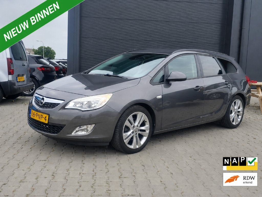Opel Astra 1.6 Turbo Sports Tourer 2011 airco zomerkorting!!, Euro 5, 4 cilinders, 179 pk, Handgeschakeld