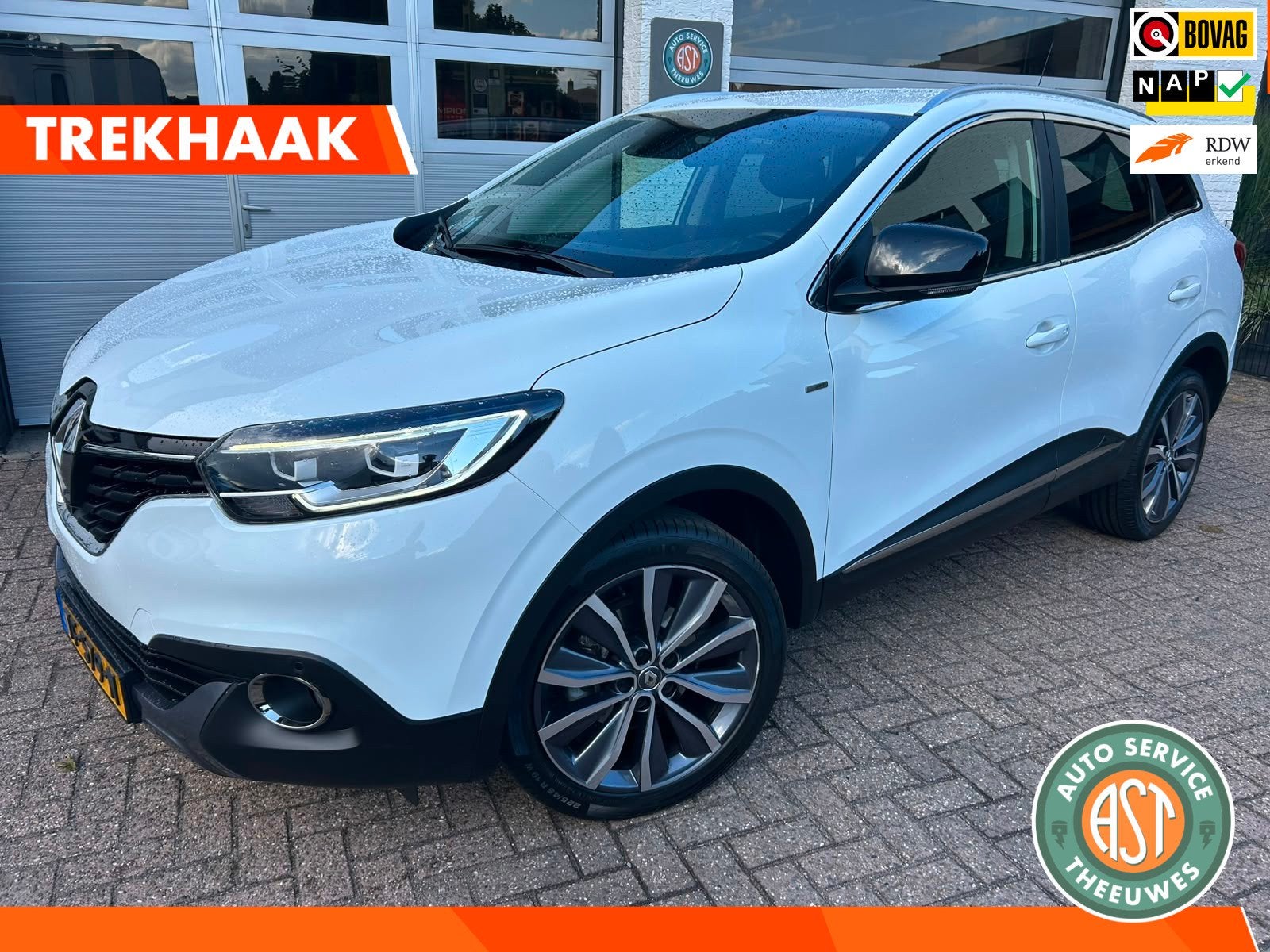 Renault Kadjar 1.2 TCe Bose|LED|NAVI|CAMERA|TREKHAAK|NAP, Auto's, Voorwielaandrijving, Kadjar, Gebruikt, 4 cilinders