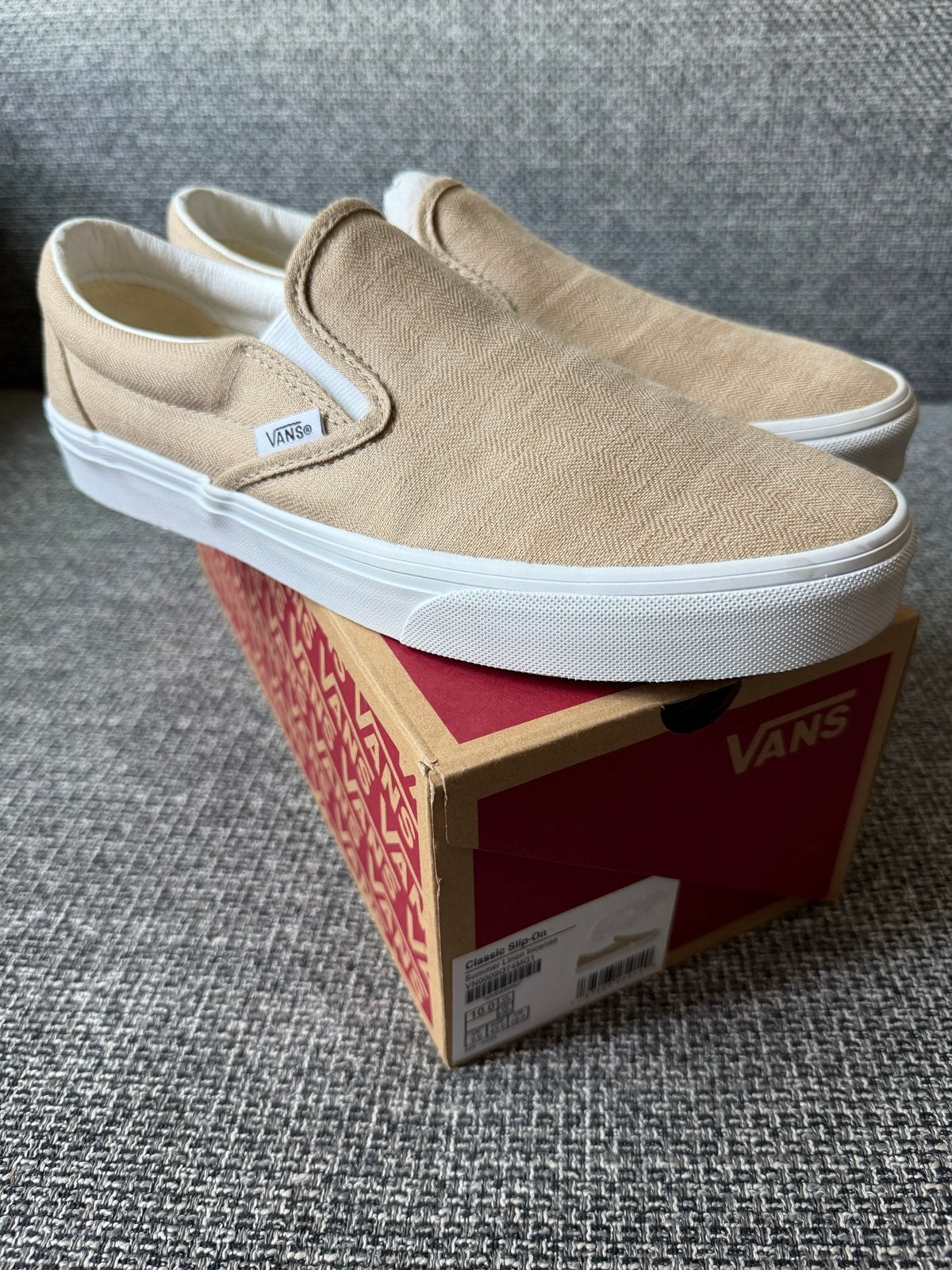 Vans Classic Slip-on - Maat 43 - Nieuw in doos, Overige kleuren, Nieuw, Ophalen of Verzenden, Sneakers of Gympen