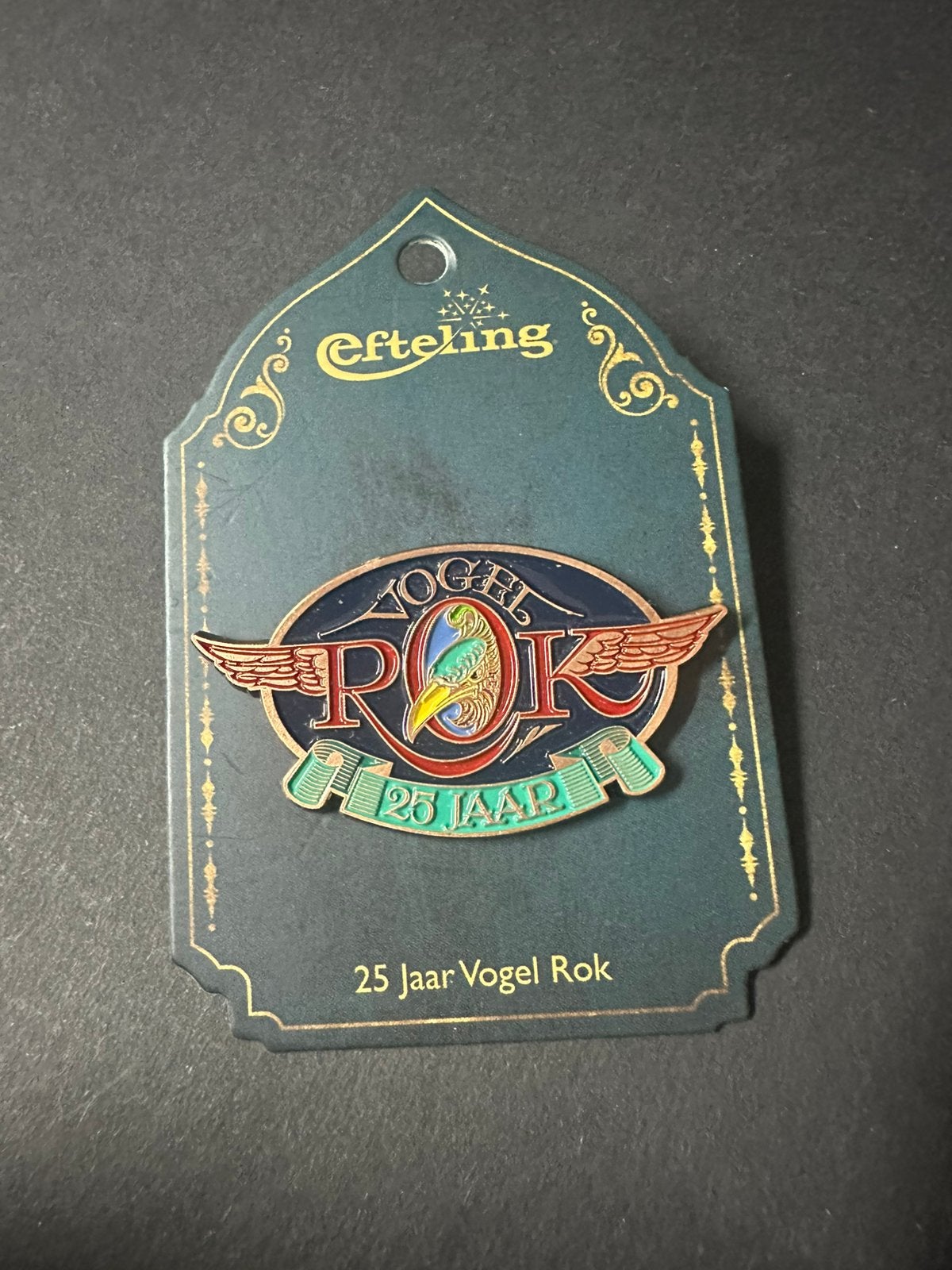 Efteling pin 25 jaar vogelrok, Verzamelen, Efteling, Ophalen of Verzenden, Zo goed als nieuw, Button of Speldje