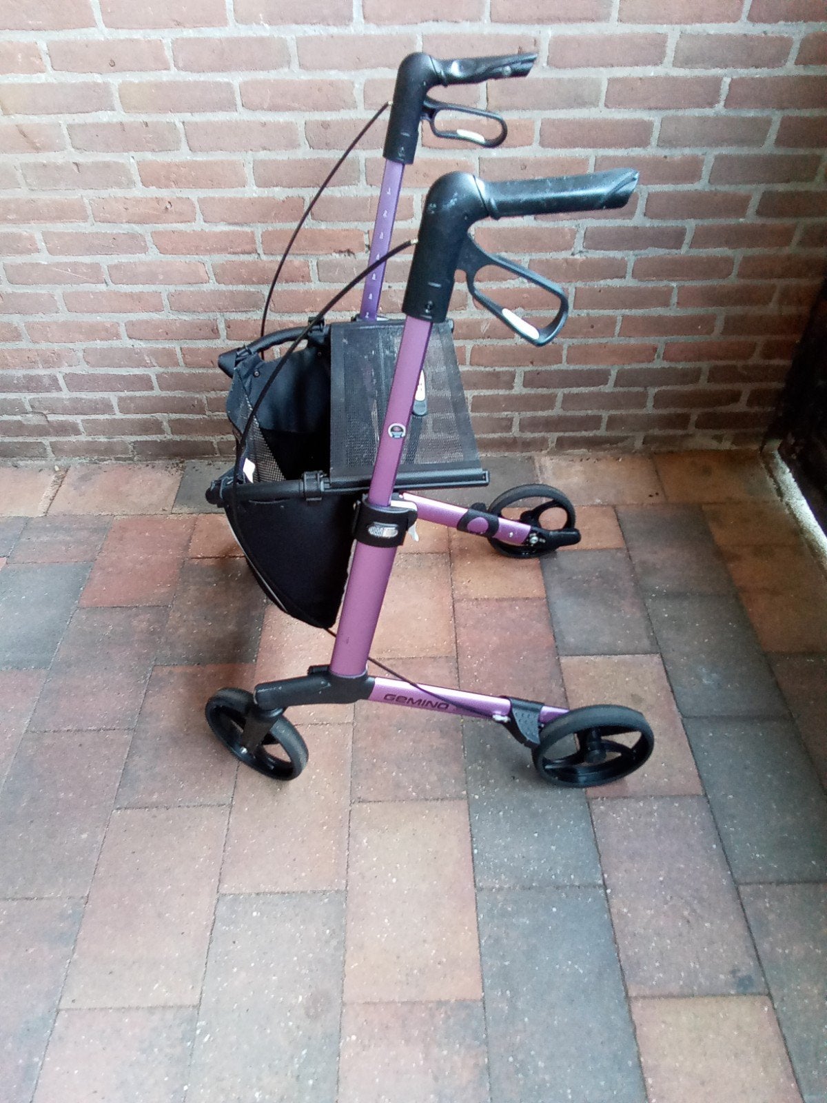Rollator Gemini 30 paars, Ophalen