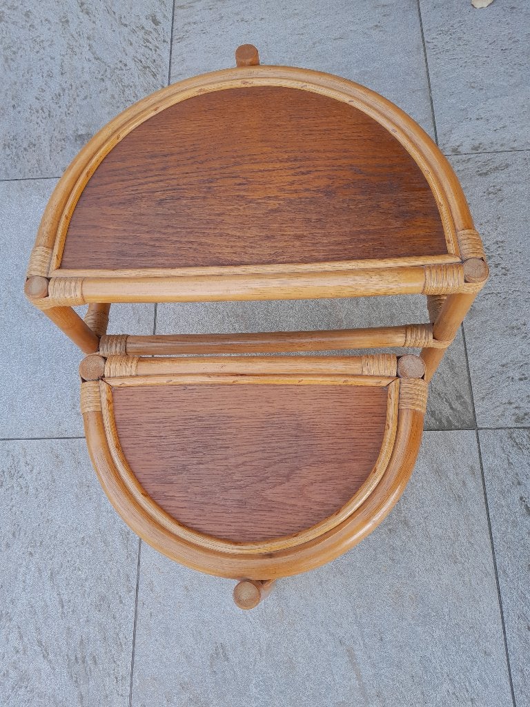 Rotan bijzettafeltjes, halve cirkels, setje van 2 stuks., Huis en Inrichting, Minder dan 55 cm, Gebruikt, Rond, Rotan.