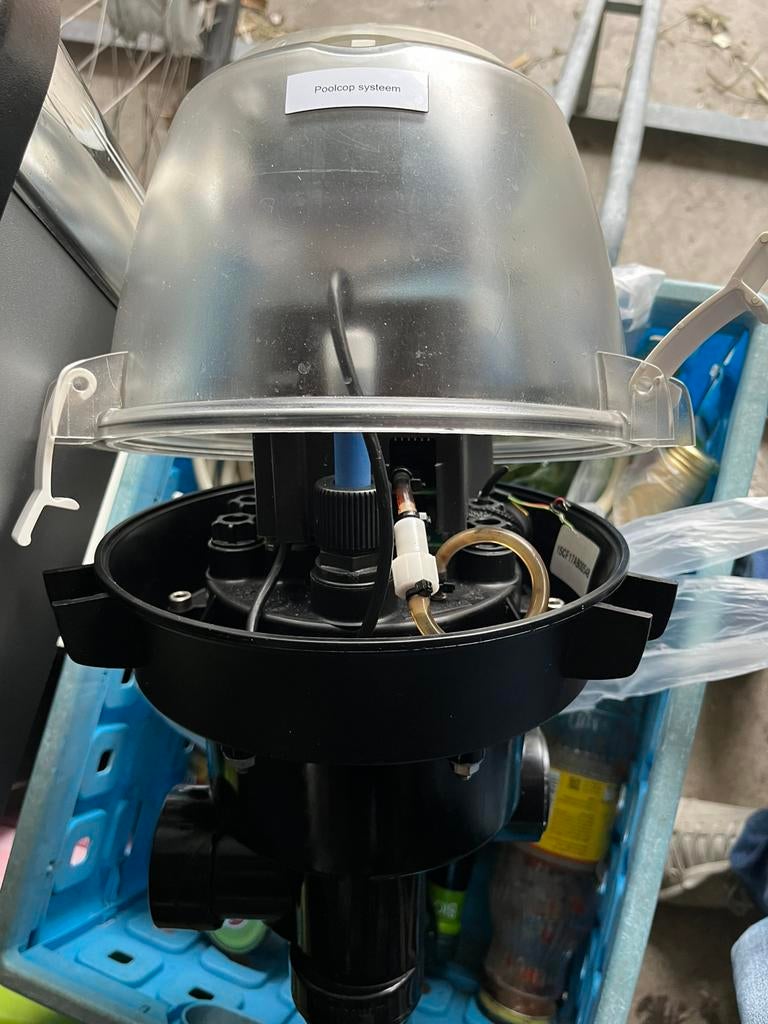 Zwembad techniek: poolcop kleppenregelaar en uvlamp, Ophalen, Gebruikt