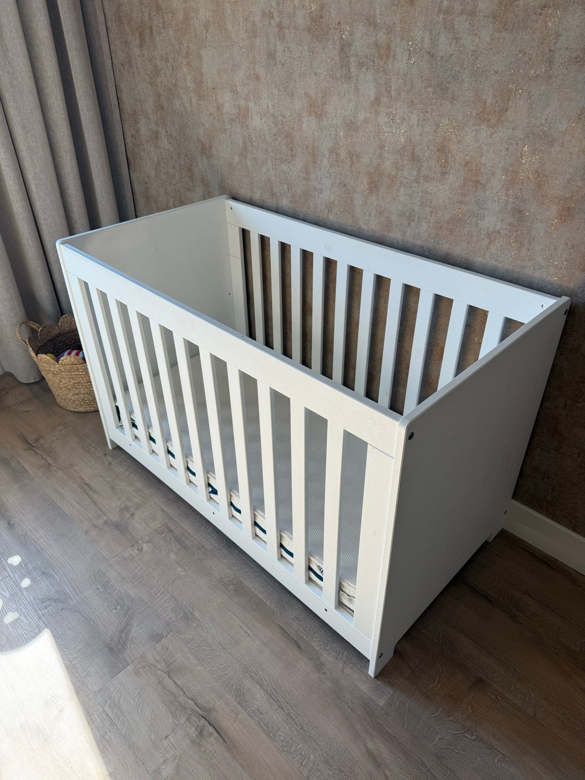 Woood babybedje met AeroSleep matras en lattenbodem, Ophalen, Gebruikt, 70 tot 85 cm, Lattenbodem