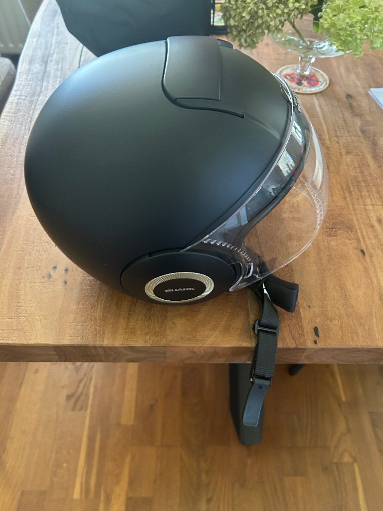 motorhelm Shark maat L matzwart, Motoren, Dames, Shark, Ophalen of Verzenden, Integraalhelm