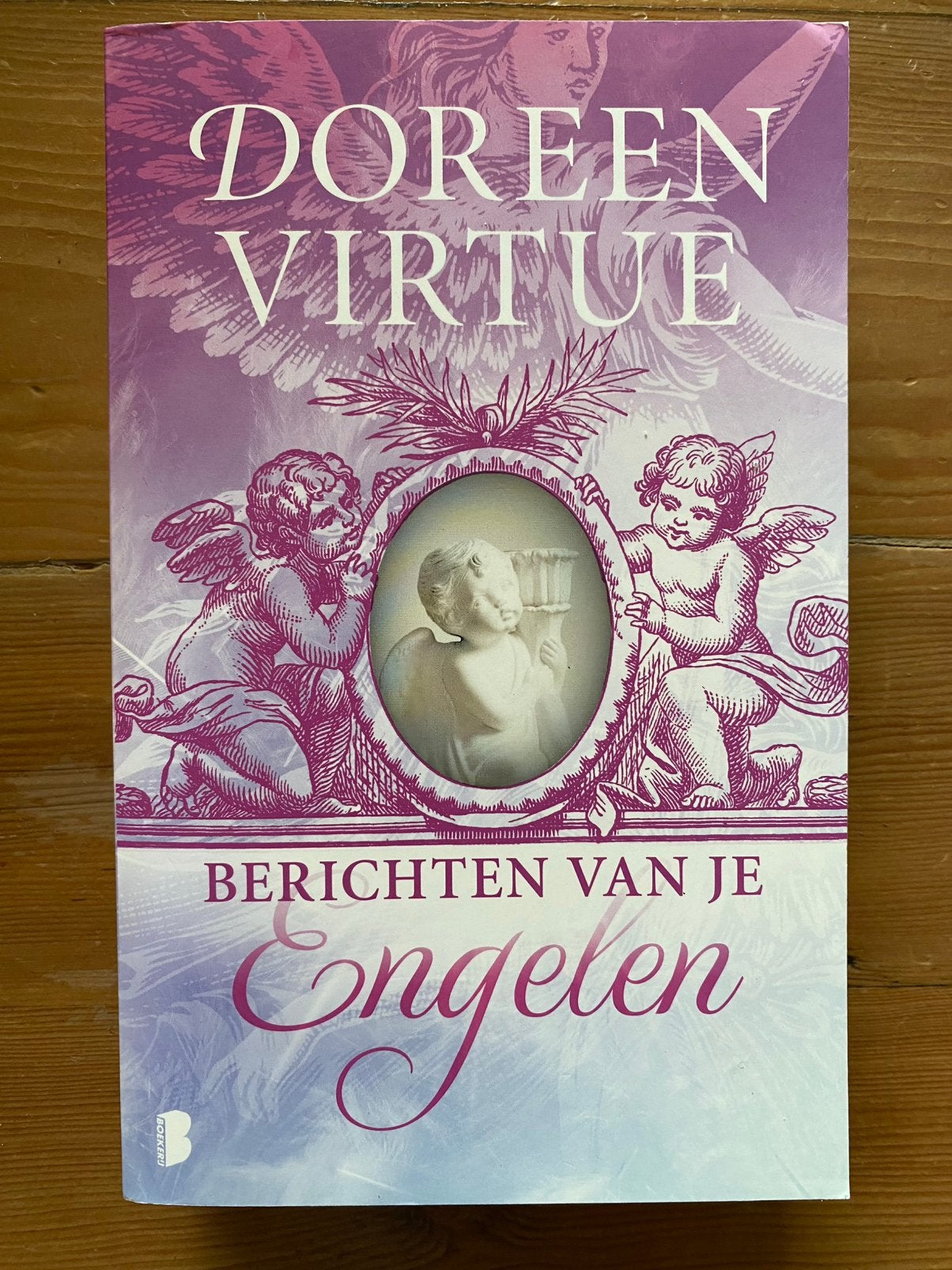 Berichten van je engelen - Doreen Virtue, Boeken, Ophalen of Verzenden, Gelezen, Overige onderwerpen, Achtergrond en Informatie
