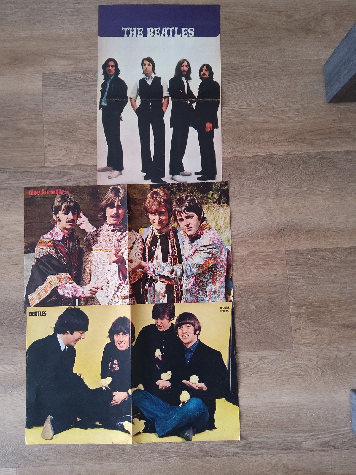The Beatles: 3 posters  muziek expres, Ophalen of Verzenden, Gebruikt, A1 t/m A3, Muziek