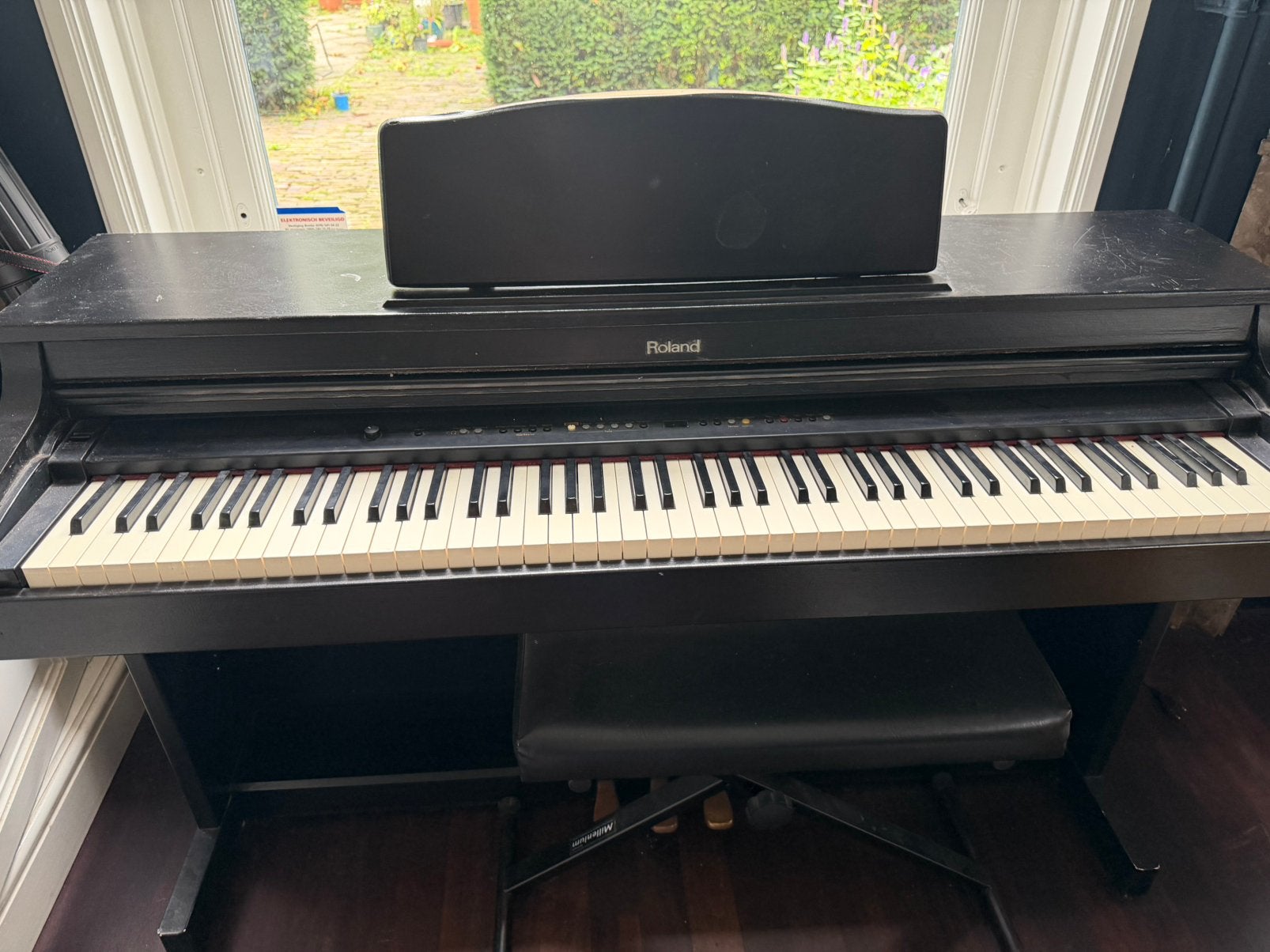 Digitale piano Roland HP103e-RW, Muziek en Instrumenten, Ophalen, Gebruikt, Zwart, Digitaal