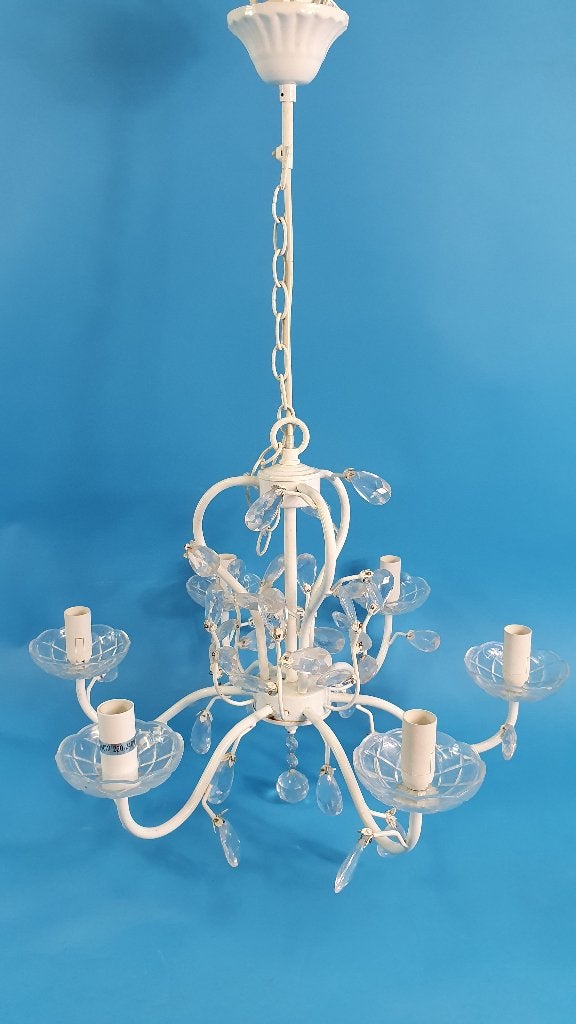 Brocante witte kroonluchter, wit metaal, glas diamanten. S13, Huis en Inrichting, Tweedehands verkoop, Tweedehands verkoop, Gebruikt
