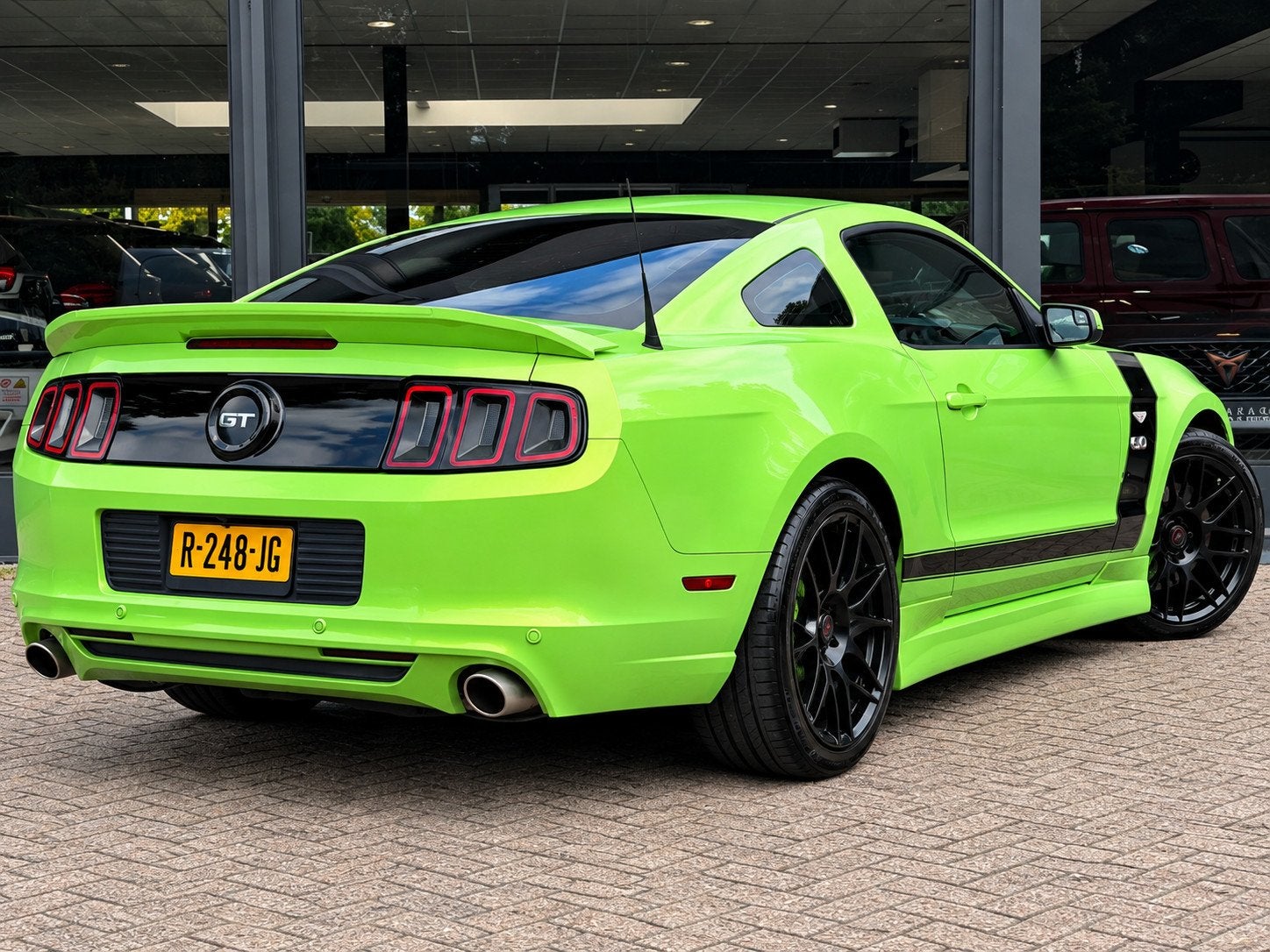 Ford USA Mustang 5.0 V8 GT Cervini Manual 424pk Recaro Shake, Dealer onderhouden, Achterwielaandrijving, Gebruikt, 4 stoelen