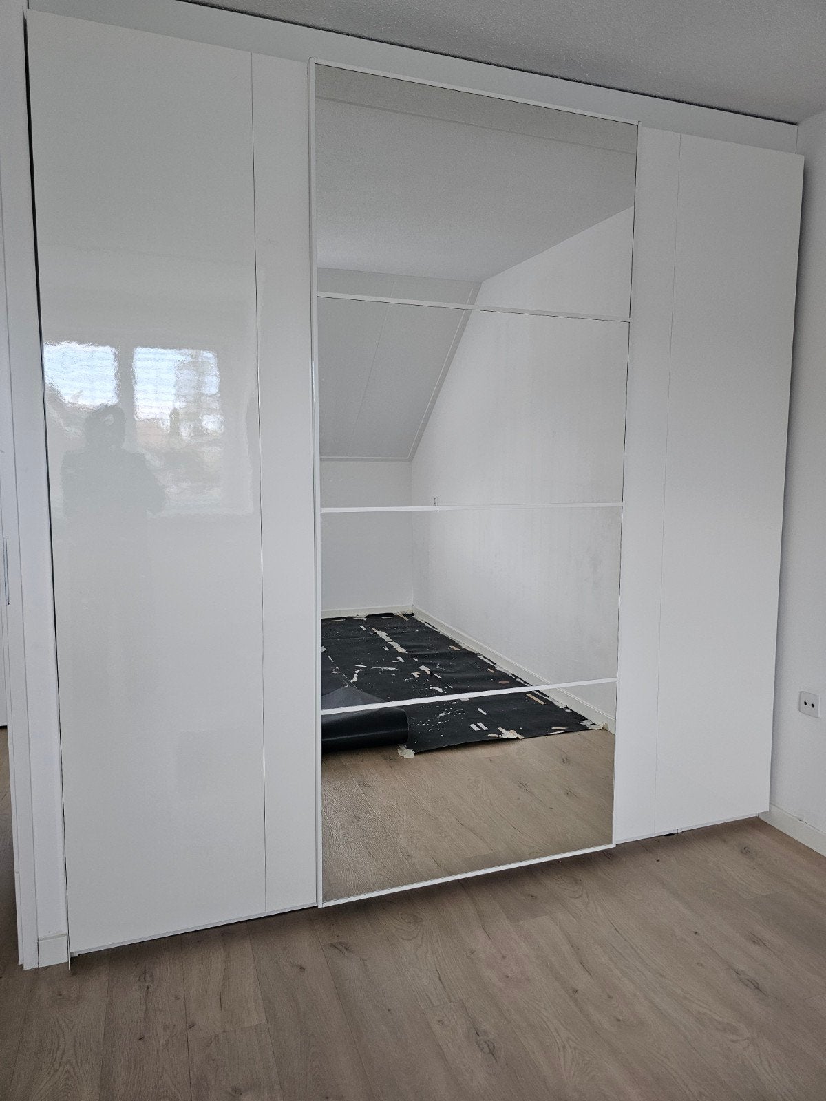 Ikea Pax schuifdeuren wit hoogglans en spiegel, Ophalen, 200 cm of meer, 50 tot 100 cm, Zo goed als nieuw