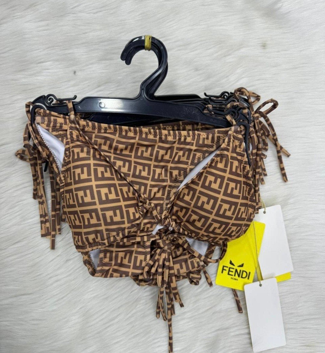 Fendi bikini., Kleding | Dames, Badmode en Zwemkleding, Ophalen of Verzenden, Zo goed als nieuw, Bikini