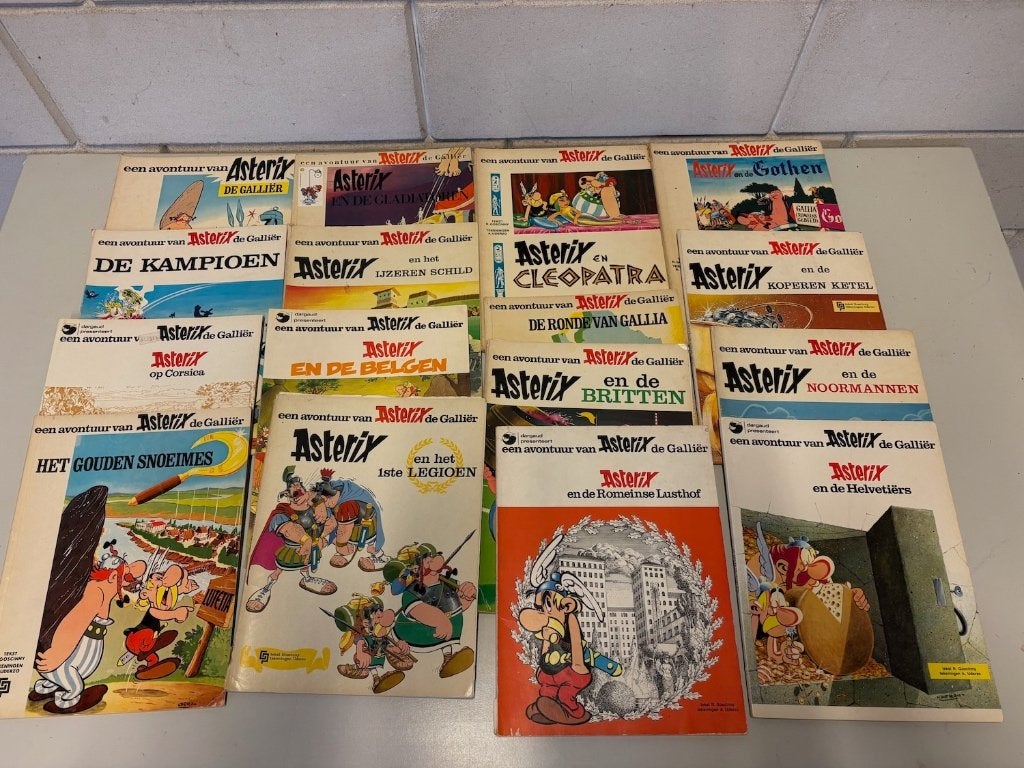 stripboeken Asterix, Boeken, Meerdere comics, Ophalen of Verzenden, Gelezen, Europa