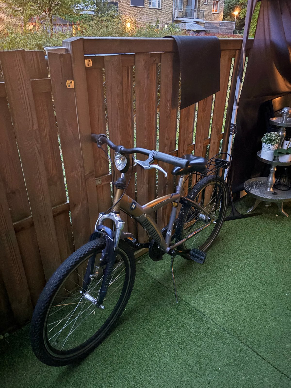Mooie kinderfiets met AXA slot en nieuwe binnenband, Ophalen, Gebruikt, Schijfrem, 20 inch of meer