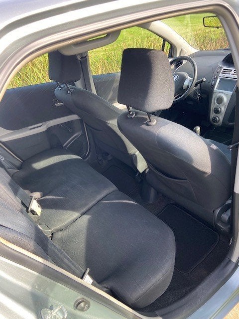 Foto 13 van Toyota Yaris AUTOMAAT met gebruikers sporen