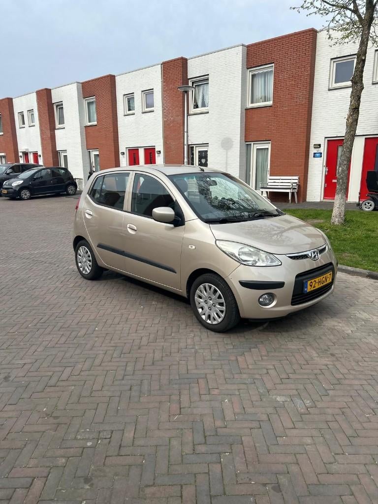 Hyundai i10 1.1I 5DR AUT 2008 met nieuwe APK (23-03-2027), Stof, 4 cilinders, Beige, Origineel Nederlands