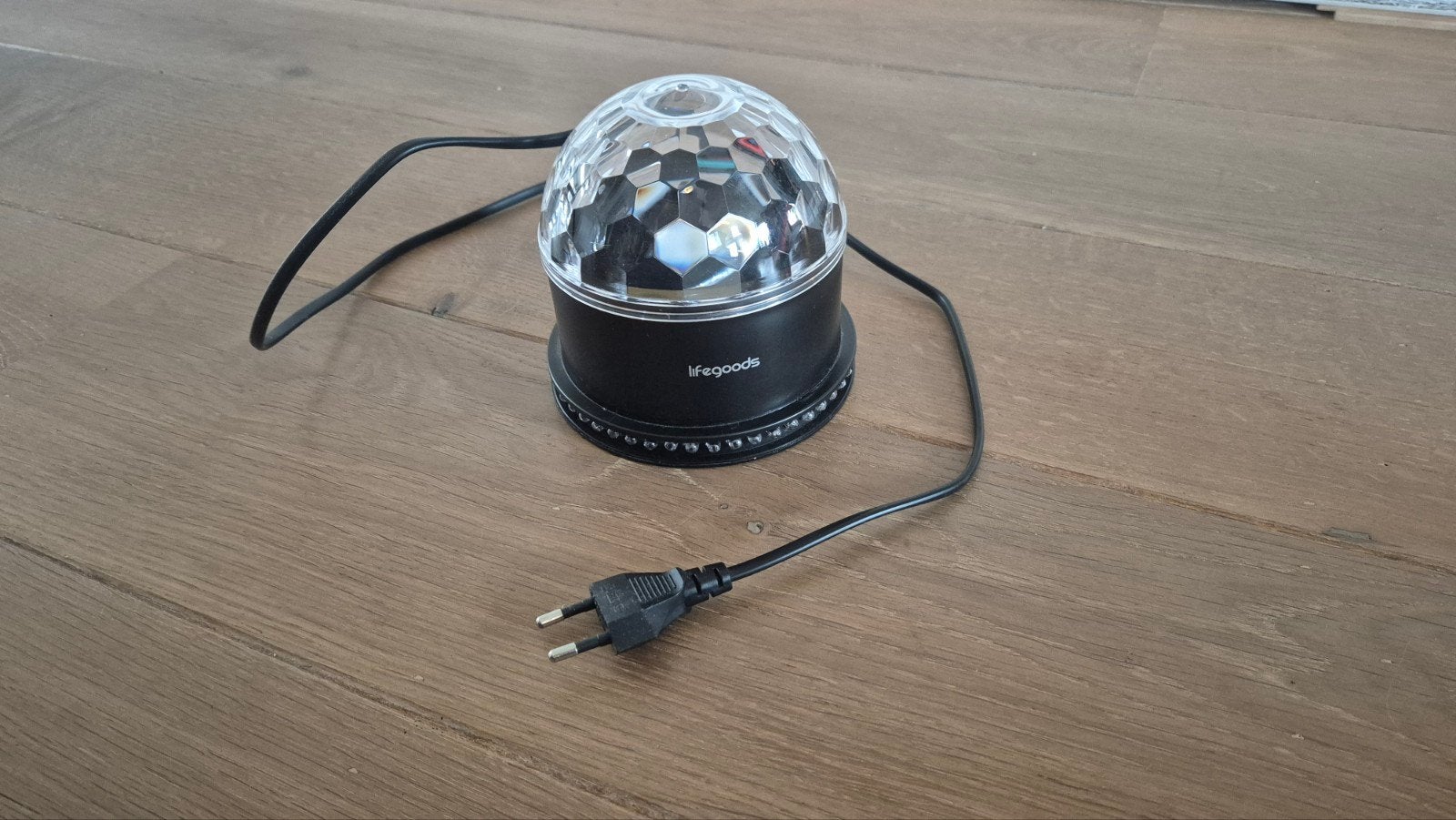 Lifegoods Discolamp - Feestverlichting met RGB LED, Ophalen, Zo goed als nieuw