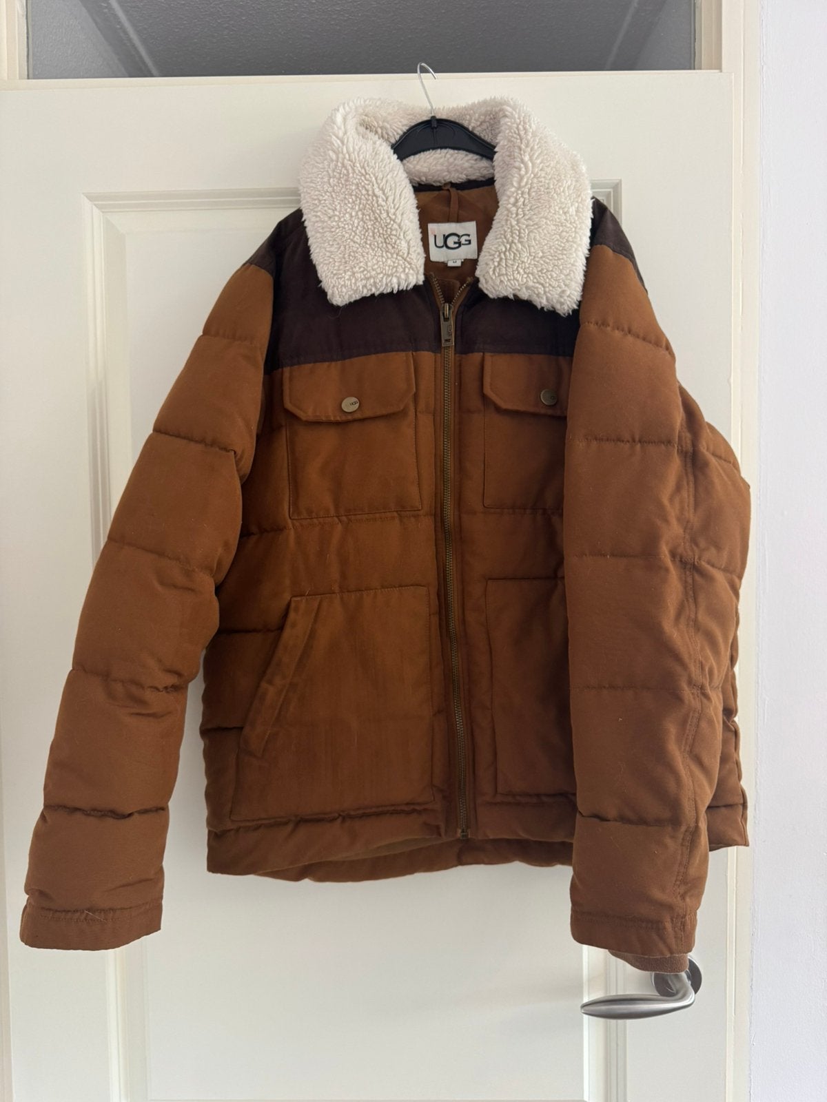 UGG Heren Puffer Winterjas Bruin M – Teddy Kraag – Zeer Warm, Ophalen of Verzenden, Zo goed als nieuw, Maat 52/54 (L), Bruin
