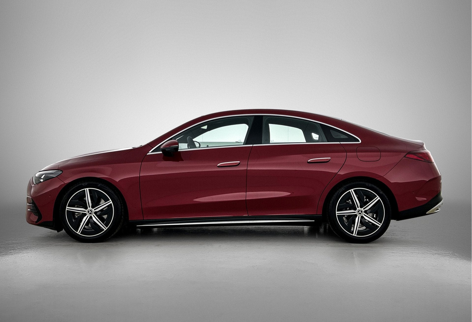 Mercedes-Benz CLA-Klasse 200 Business Solution AMG | Parkeer, CLA, Zwart, 4 cilinders, 1586 kg