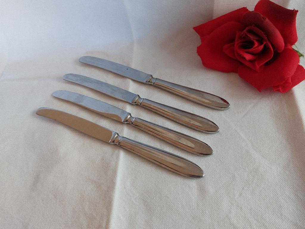 Gero Zilmeta Puntfilet 518 - 718 ~ 12 fruitmesjes 3 modellen, Antiek en Kunst, Antiek | Bestek, Verzenden